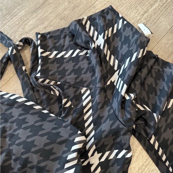 NO OFFERS ! AERIE set 🖤 - Picture 14 of 15